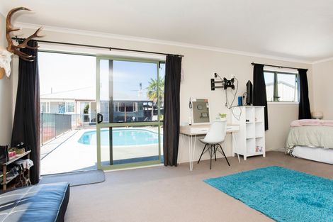 Photo of property in 25 Cook Street, Te Hapara, Gisborne, 4010