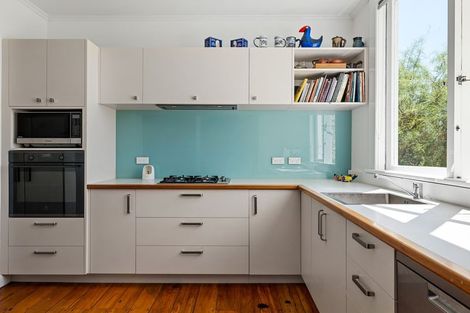 Photo of property in 23 Richmond Avenue, Nelson South, Nelson, 7010