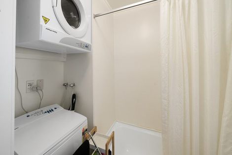 Photo of property in Hobson Court Flats, 56/70u Hobson Street, Thorndon, Wellington, 6011