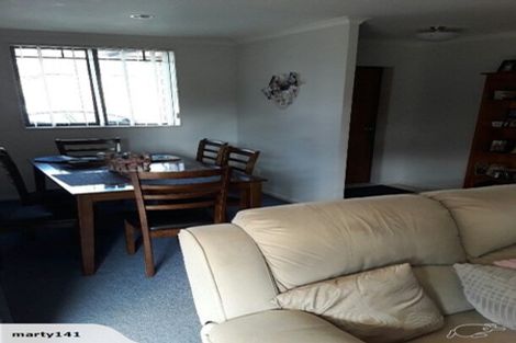 Photo of property in 195 Keri Vista Rise, Papakura, 2110