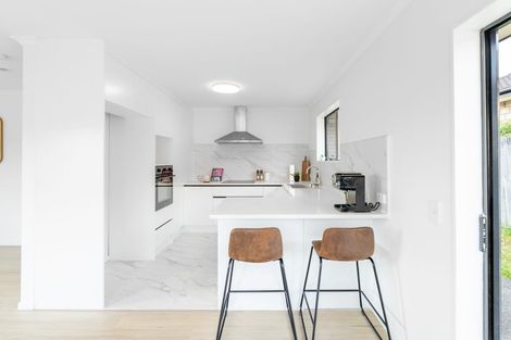 Photo of property in 14 Cade Place, Weymouth, Auckland, 2103