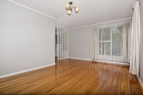 Photo of property in 60 Riverpark Crescent, Henderson, Auckland, 0610