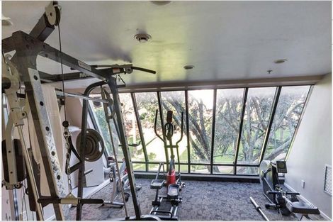 Photo of property in 26 Crompton Road, Massey, Auckland, 0614