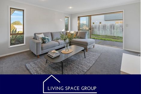 Photo of property in 29 Linkwater Way, Parklands, Christchurch, 8083