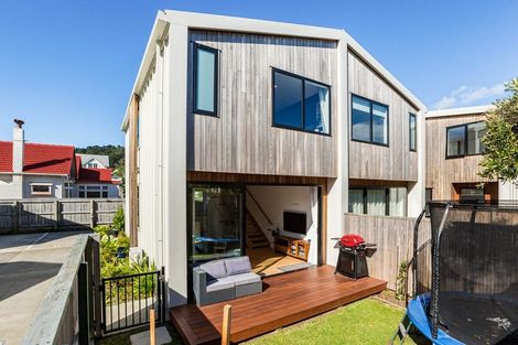 Photo of property in 16a Inglis Street, Seatoun, Wellington, 6022