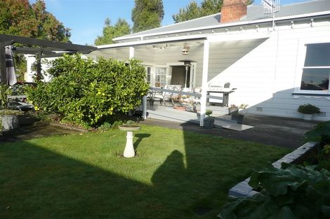 Photo of property in 27 Pukepapa Road, Marton, 4710