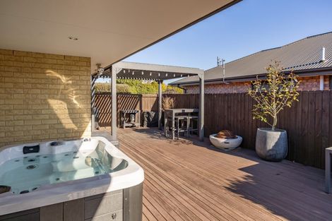 Photo of property in 47 Factory Road, Belfast, Christchurch, 8051