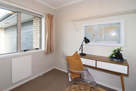 Photo of property in 29 Armstrong Avenue, Carterton, 5713