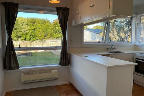 Photo of property in 2/82 Grahams Road, Burnside, Christchurch, 8041