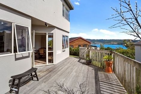 Photo of property in 9 Dornoch Place, Papakowhai, Porirua, 5024