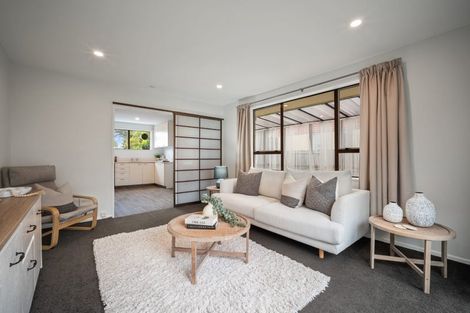 Photo of property in 32 Prestons Road, Redwood, Christchurch, 8051