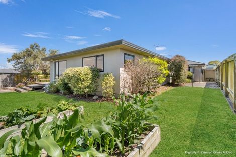 Photo of property in 75 Parnell Heights, Kelvin Grove, Palmerston North, 4414