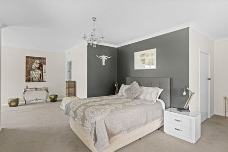 Photo of property in 74 Wanganui Road, Marton, 4788