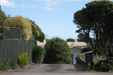Photo of property in 8b Ronald Street, Strandon, New Plymouth, 4312