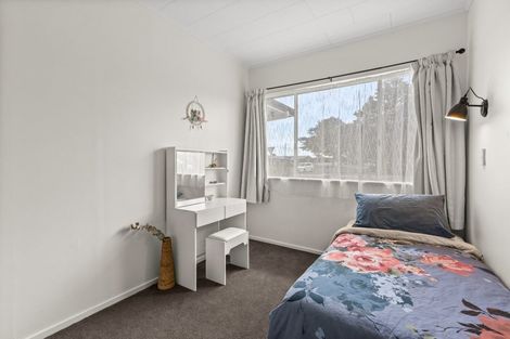 Photo of property in 128 Flaxmere Avenue, Flaxmere, Hastings, 4120