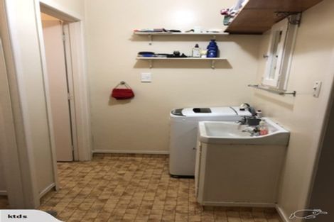 Photo of property in Mt View Flats, 6 The Mall, Mount Maunganui, 3116