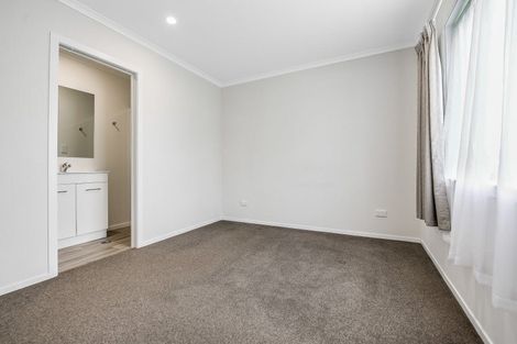 Photo of property in 17u1 Walter Street, Fairfield, Hamilton, 3214