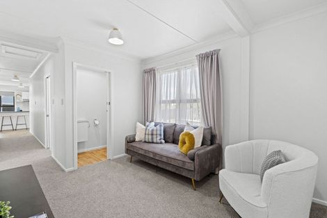 Photo of property in 19 Omori Place, Castlecliff, Whanganui, 4501