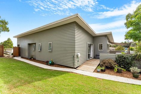 Photo of property in 16 Blue Gum Drive, Warkworth, 0910