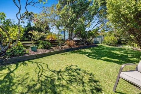 Photo of property in 28 Gilshennan Valley, Red Beach, 0932