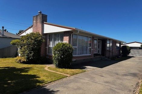 Photo of property in 70 Daniels Road, Redwood, Christchurch, 8051