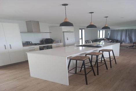 Photo of property in 3 Aquarius Lane, Langs Beach, 0582