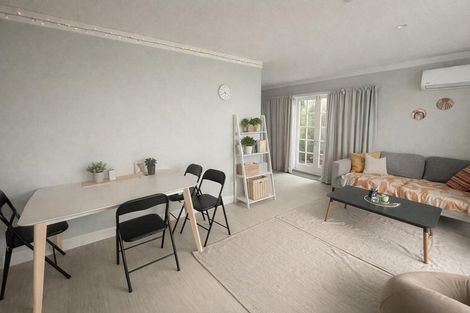 Photo of property in 10 Korokoro Road, Korokoro, Lower Hutt, 5012