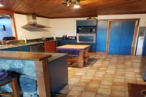 Photo of property in 12 Oxford Street, Waimate, 7924