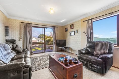 Photo of property in 14 Herekawe Drive, Spotswood, New Plymouth, 4310