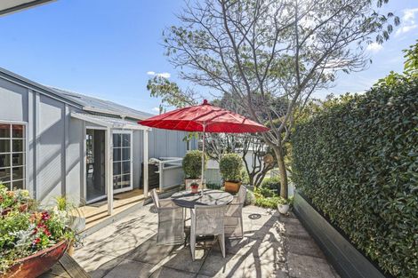 Photo of property in 32a Bayly Road, Moturoa, New Plymouth, 4310