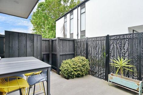 Photo of property in 8/10 New Brighton Road, Shirley, Christchurch, 8061
