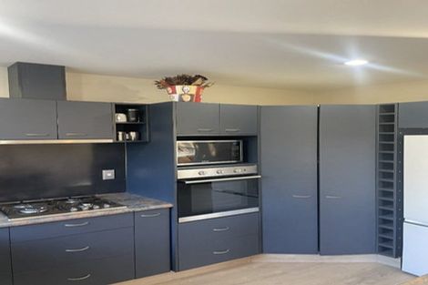 Photo of property in 61 Parade Court, Addington, Christchurch, 8024