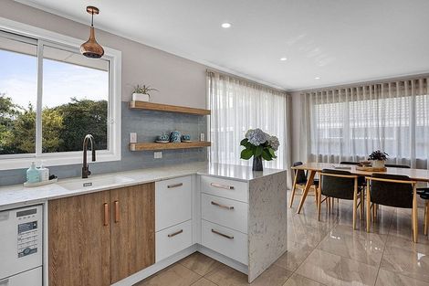 Photo of property in 93 Waihi Road, Hawera, 4610