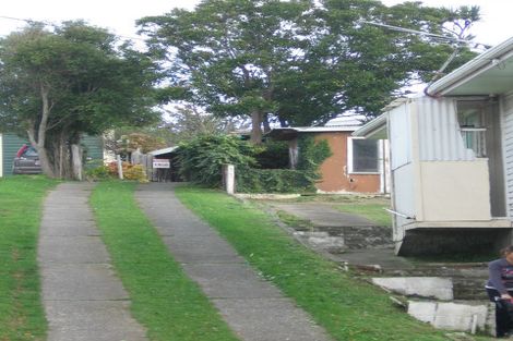 Photo of property in 121 Driver Crescent, Cannons Creek, Porirua, 5024