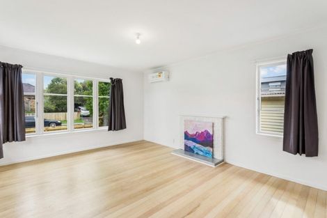 Photo of property in 16 Serjeant Street, Henderson, Auckland, 0612