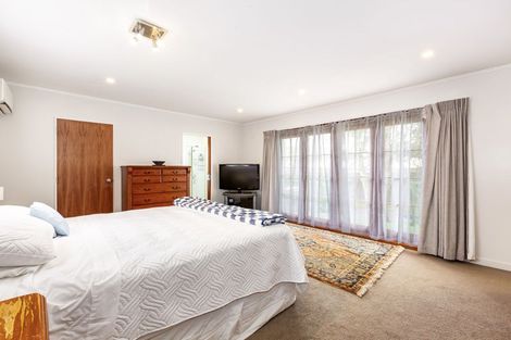 Photo of property in 51 Russell Road, Wainuiomata, Lower Hutt, 5014