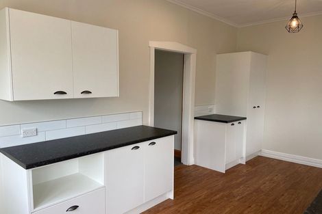 Photo of property in 8 Walsall Street, Addington, Christchurch, 8024