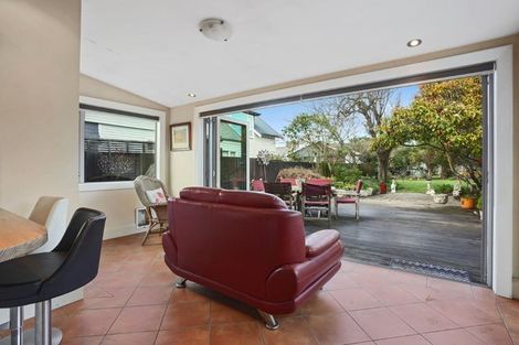 Photo of property in 111 Totara Street, Riccarton, Christchurch, 8041