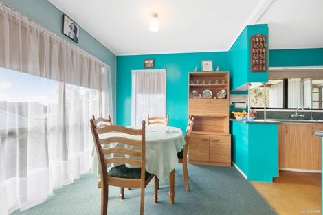 Photo of property in 12 Granville Drive, Massey, Auckland, 0614