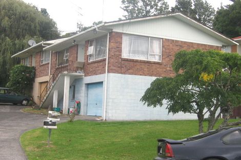 Photo of property in 2/80 Peach Road, Glenfield, Auckland, 0629
