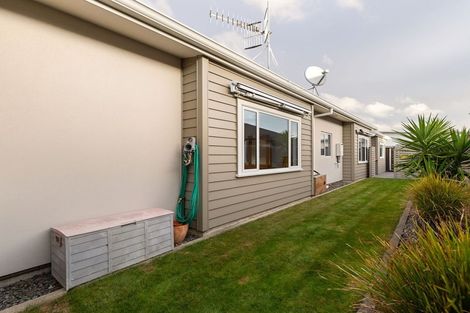 Photo of property in 3 Silicon Way, Fitzherbert, Palmerston North, 4410