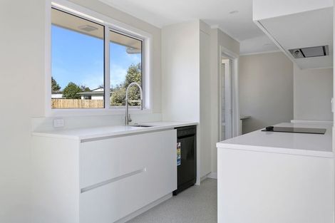 Photo of property in 4a Reid Grove, Richmond Heights, Taupo, 3330