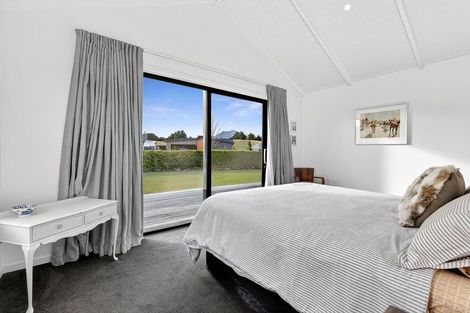 Photo of property in 72 Infinity Drive, Wanaka, 9305