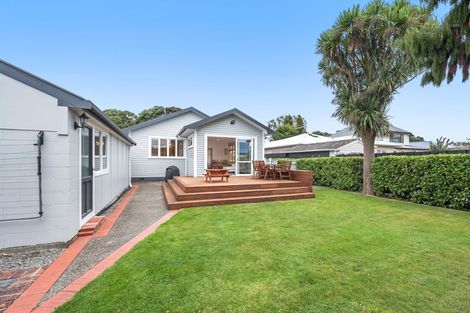 Photo of property in 11 Thornycroft Avenue, Epuni, Lower Hutt, 5011