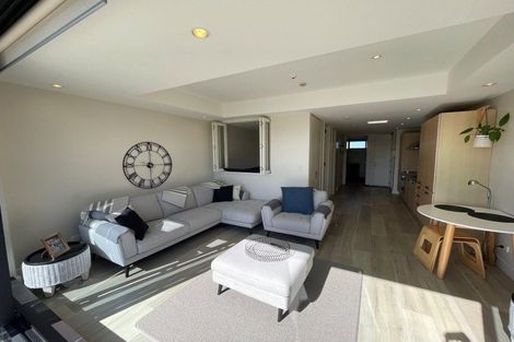 Photo of property in 314 Maunganui Road, Mount Maunganui, 3116