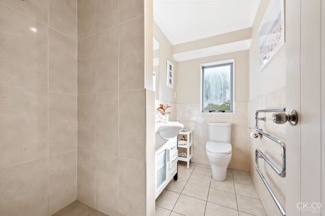 Photo of property in 15 Frankie Stevens Place, Riverstone Terraces, Upper Hutt, 5018