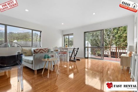 Photo of property in 112 Tamahere Drive, Glenfield, Auckland, 0629