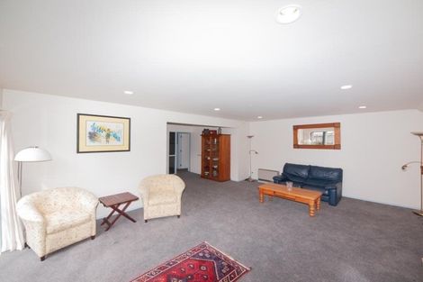 Photo of property in 146 Westchester Drive, Churton Park, Wellington, 6037