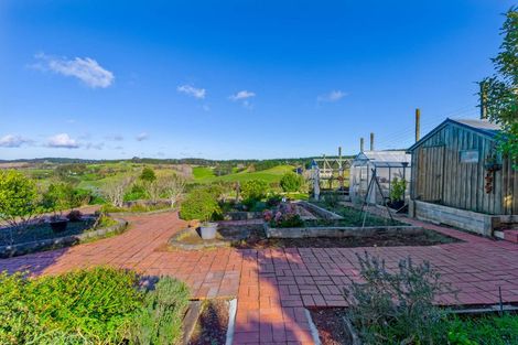 Photo of property in 141 Valley Road, Waitoki, Kaukapakapa, 0871