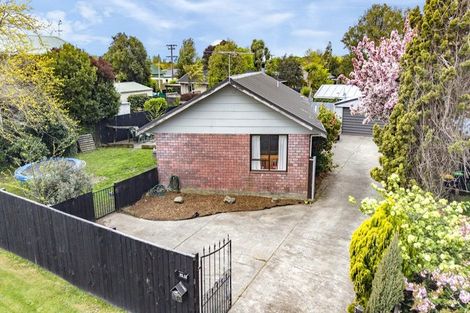 Photo of property in 68 Main North Road, Woodend, 7610